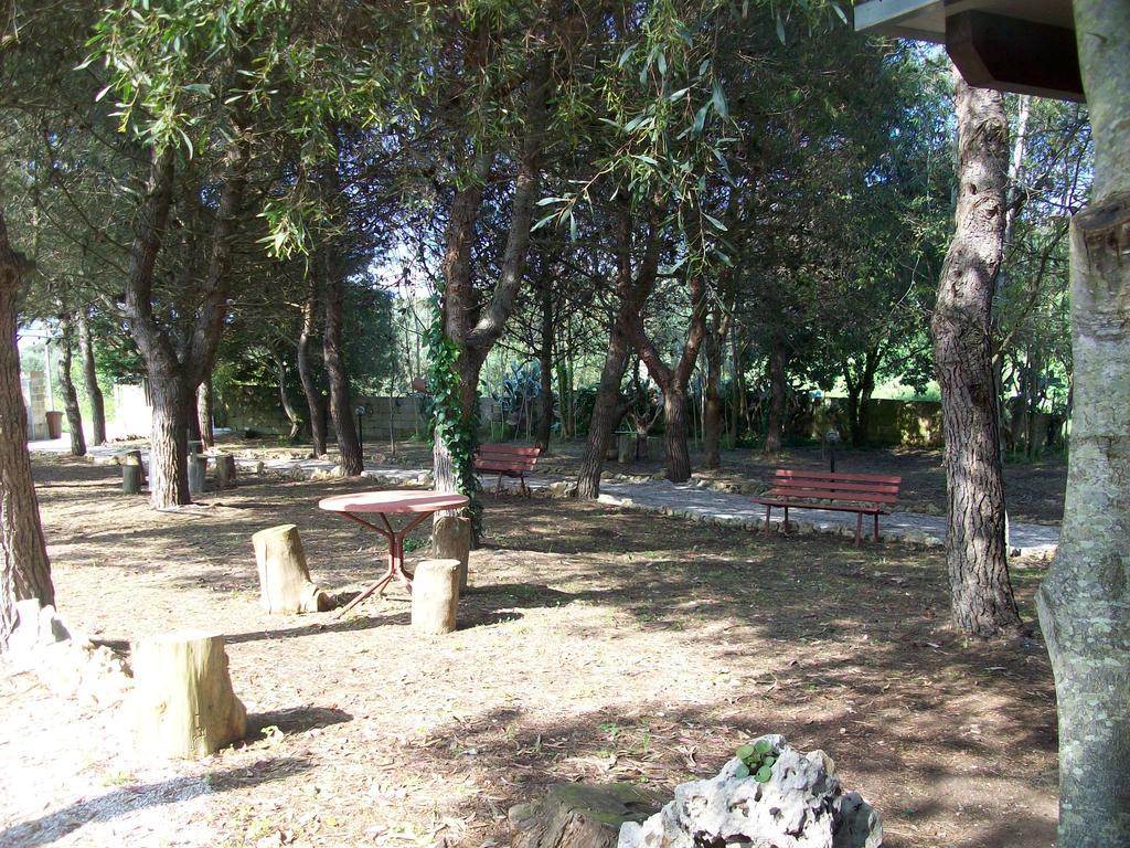 Appartamenti Turistici Aprile Antonio Luigi Borgagne Eksteriør billede